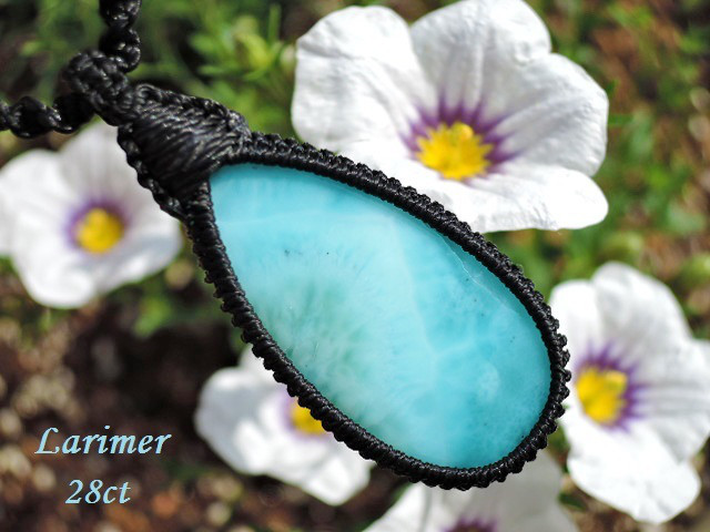 ★癒しのラリマー28ct★天然石ネックレス★総編み込みペンダント★ビーズネオンブルーアパタイト＋淡水パール他宝石★