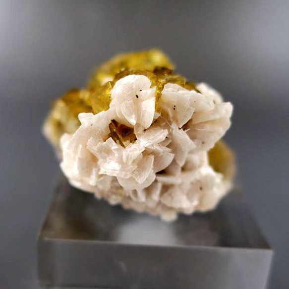 スペイン産イエローフローライト 蛍石 Yellow Fluorite 人気・おすすめ｜売れ筋商品・話題商品におすすめ コスパ重視 安心配送 国内発送・正規流通商品