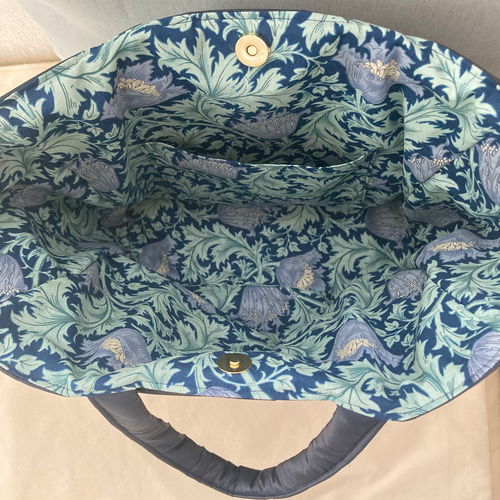 【5％OFF】 雨の日もご機嫌に♪大きめ肩掛け♪上質ナイロンの撥水バッグ トートバッグ