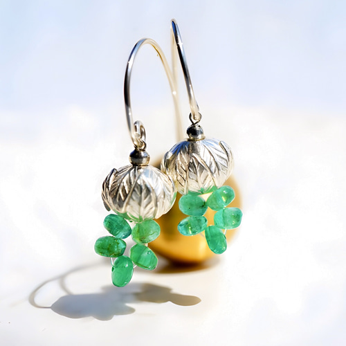天然エメラルドのロングピアス Sterling Silver ピアス（その他