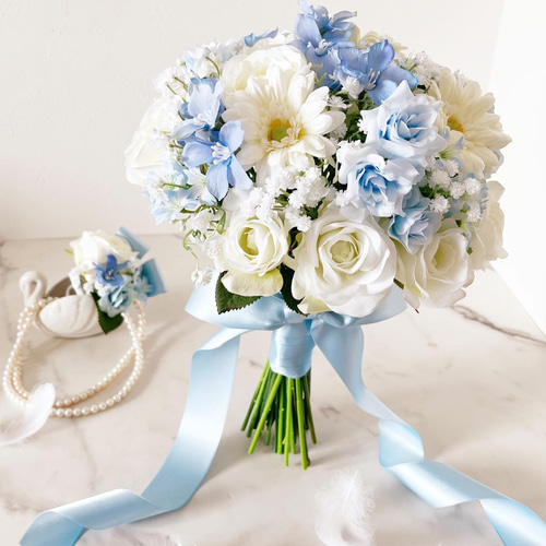 ガーベラ＆ローズのブーケ ブルー ホワイト ウエディングブーケ