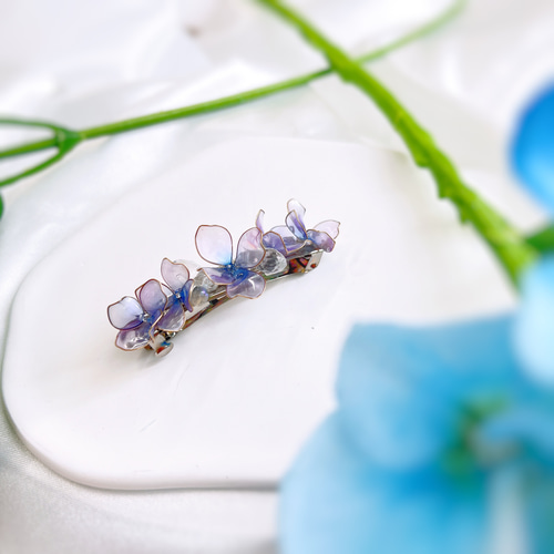 紫陽花 バレッタ h4001 バレッタ Cuore 通販 17842340｜Creema(クリーマ)