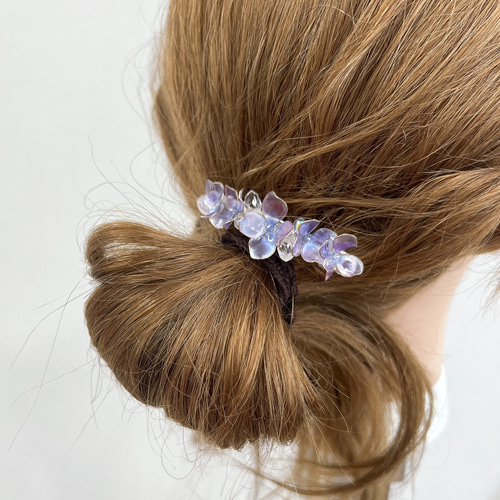 吸い上げ染めの紫陽花たっぷり❤ぷっくりオーバル型のお花付きヘアクリップ♡ 吸い上げ染めの紫陽花たっぷり❤ぷっくりオーバル型のお花付きヘア