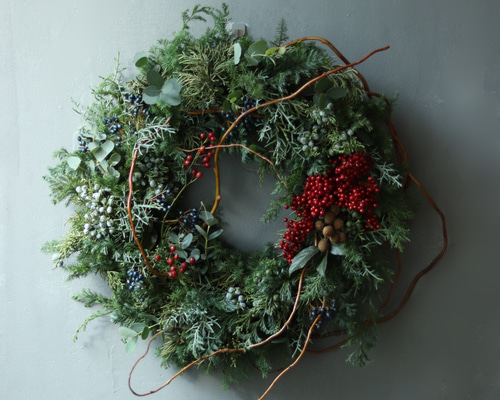 完売　　超巨大/花材/フレッシュグリーンな採れたて【ヘクソカズラ】リース作りに！ 完売 超巨大/花材/フレッシュグリーンな採れたて【ヘクソカズラ