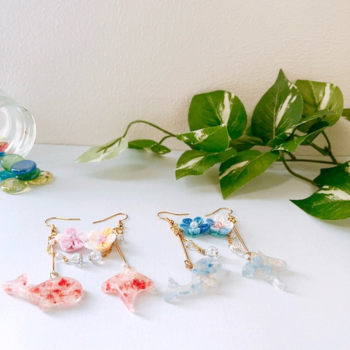 海の生き物ピアス ピアス イヤリング つまみ細工 くじら クリオネ