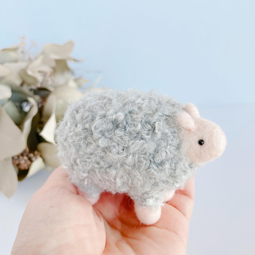 羊毛フェルトのモコモコ羊 羊毛フェルト woolwool 通販 17843104