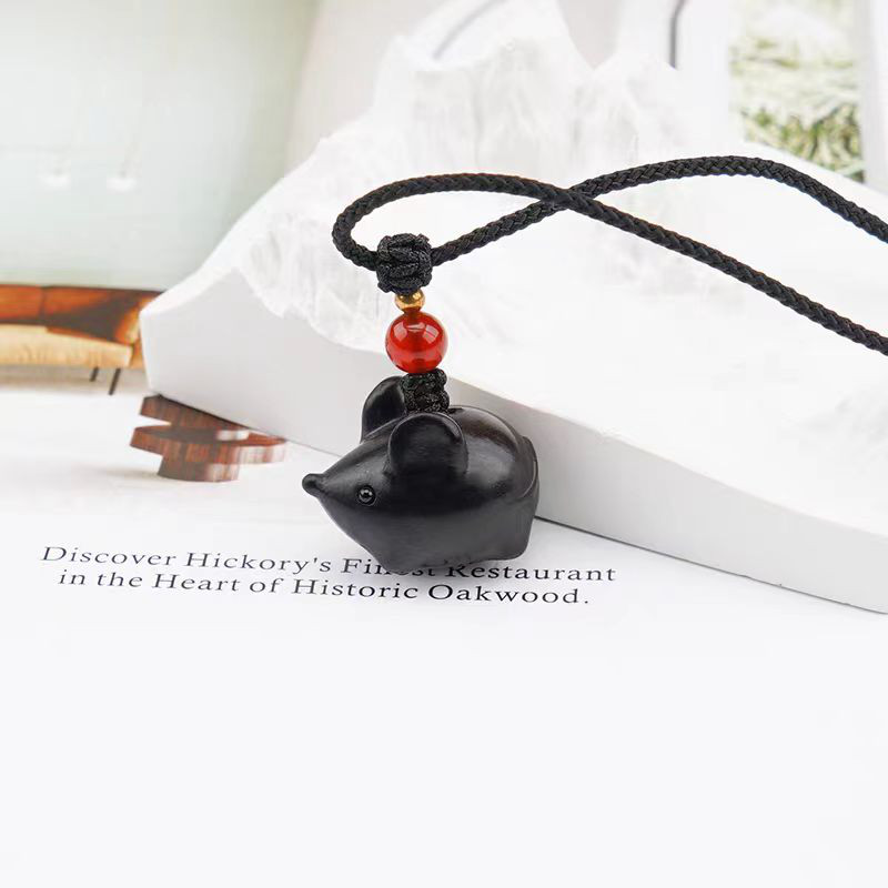 ハンドメイド 木のネックレス ペンダント 紫檀 鼠 手作り 木アート 誕生日 周年 記念日 男性女性 ギフト