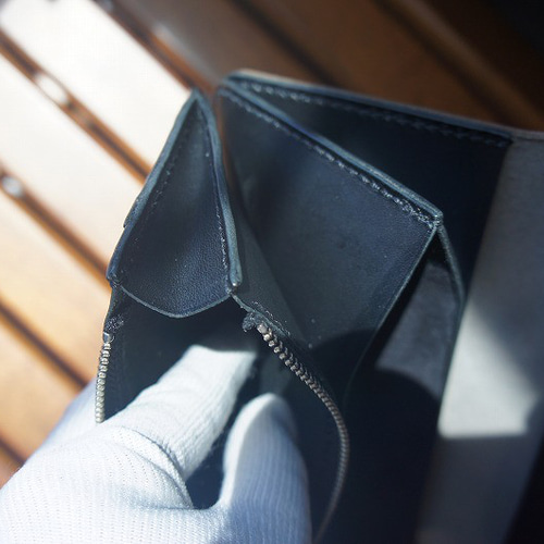 送料無料】ルガトショルダーのロングウォレット【ライトグレー