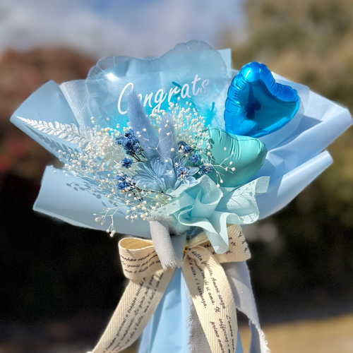 卒業祝い ｜フラワーバルーンブーケ ブルー｜名入れ可｜発表会｜誕生日