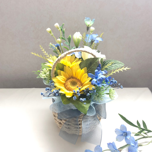 ひまわりとブルーのお花summerアレンジメントアーティフィシャル