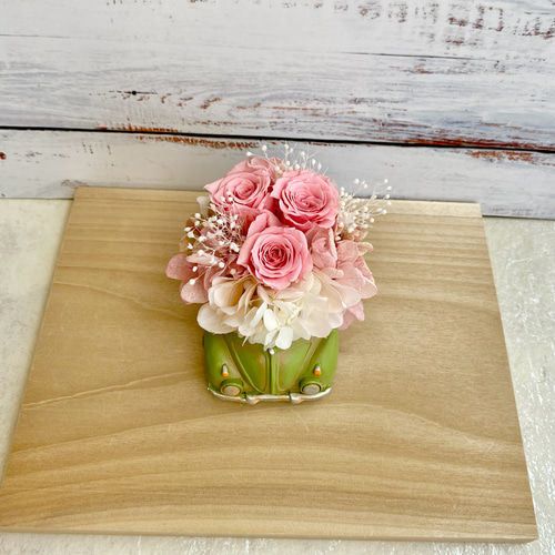 プリザーブドフラワー ミニカーアレンジ❣️ プリザーブドフラワー Ali