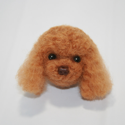 大きなサイズ 羊毛フェルト ハンドメイド 茶色プードル 巻き毛がキュートな子です 大きなサイズ 羊毛フェルト ハンドメイド 茶色プードル 巻き毛が