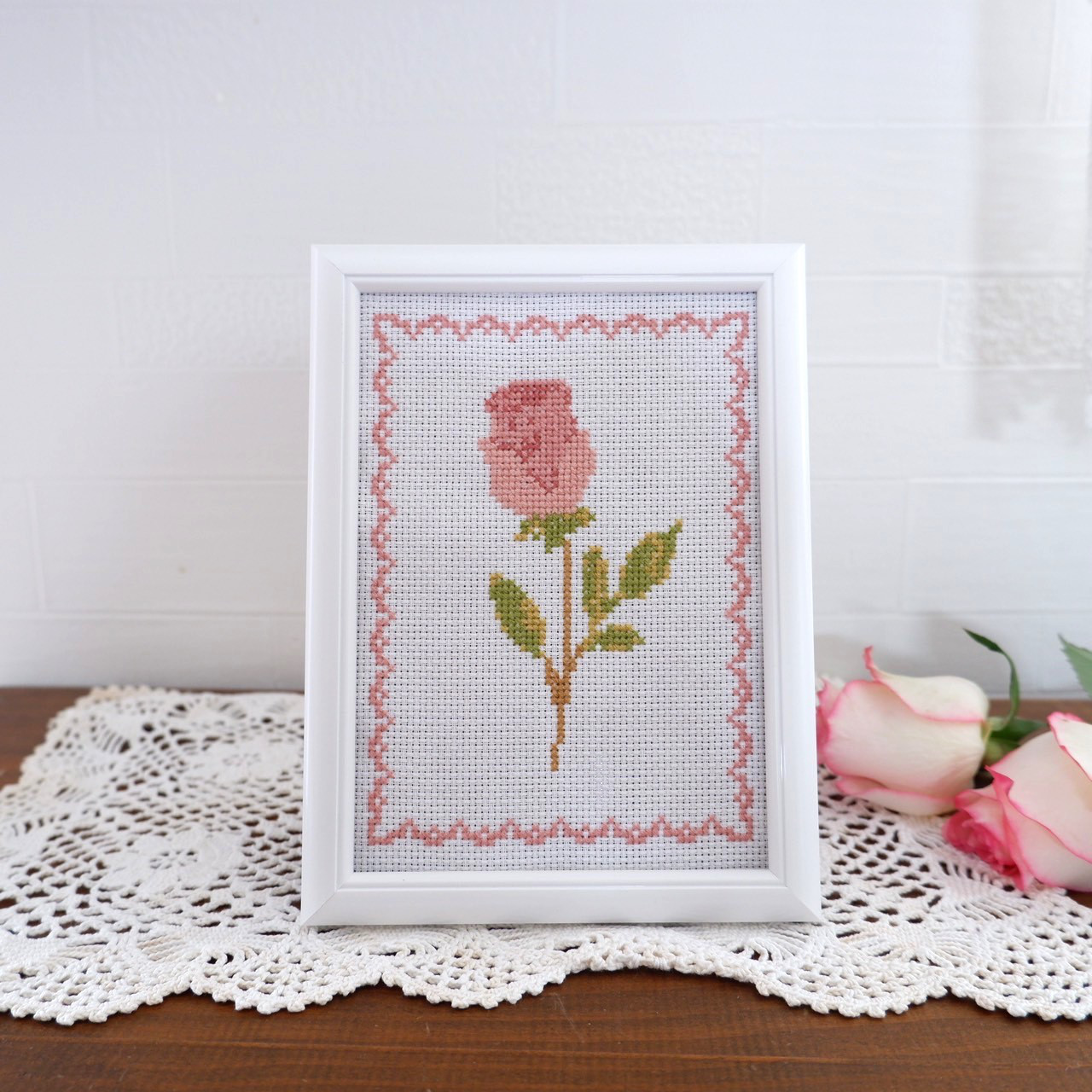 Newஐ⋆*アンティーク・花柄刺繍とモノグラム入りクロス・ハンドメイド