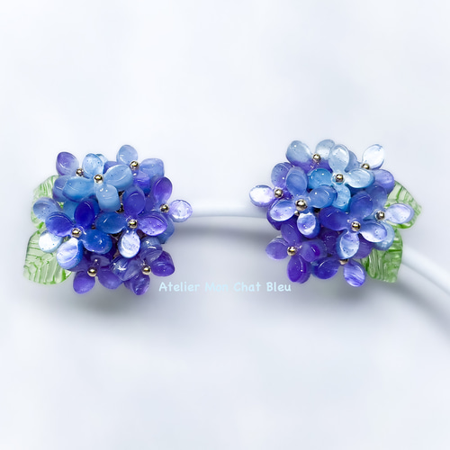 紫陽花のピアス バイオレット×ブルー ピアス（スタッド・一粒