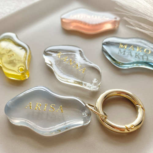 名入れ/文字入れ無料】ニュアンスチャーム クリアキーホルダー レジン