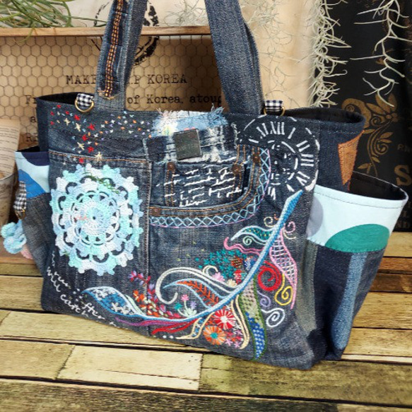 デニムリメイクバックM お花刺繍スマイル☺︎ サイドポケットデニムバック No.514 デニムリメイク ショルダー