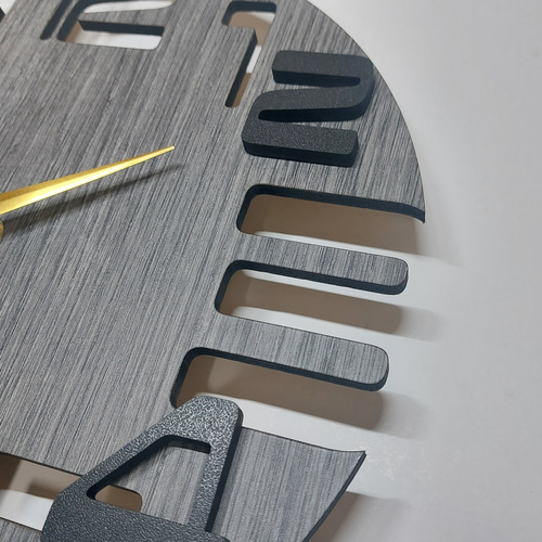 期間限定値下げ3000円引き】【名入れ・文字入れ】 グレー木調3D