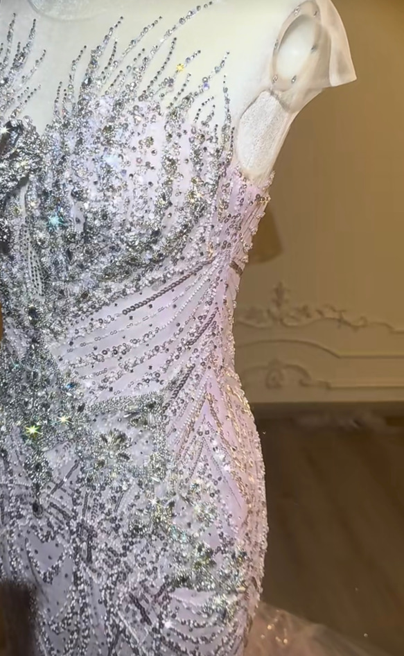 顧客満足度99％以上！編み上げデザイン　ピンク紫　チュール　ストーン　トレーン結婚式挙式　パーティードレス結婚式　お買い 