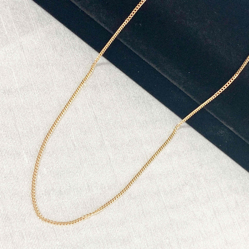 地金*18金【喜平チェーンネックレス 50cm 約2.0g】黒化粧箱入 地金*18金【喜平チェーンネックレス 50cm 約2.0g】黒化粧箱入