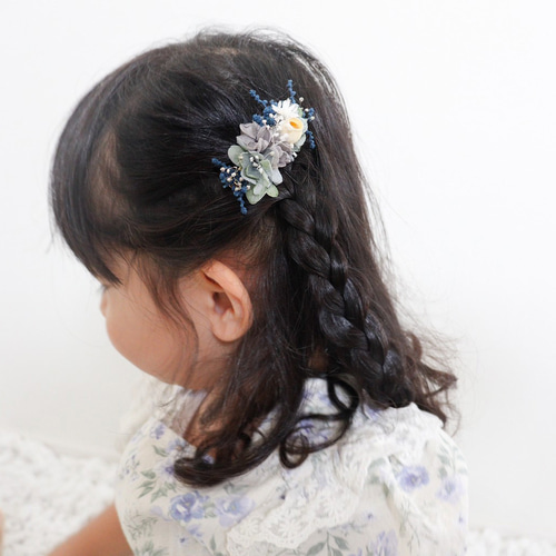 ドライフラワーのちいさなヘアクリップ / ブルー×グレー