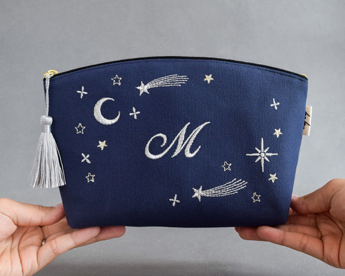 選べるイニシャル》星空の刺繍ポーチ マチあり コスメ 両面刺繍 七夕