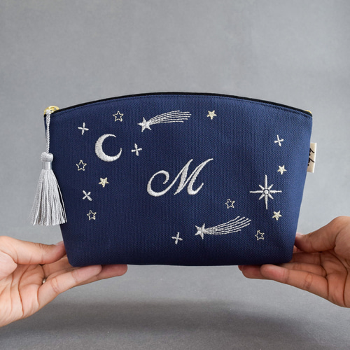 選べるイニシャル》星空の刺繍ポーチ マチあり コスメ 両面刺繍 七夕