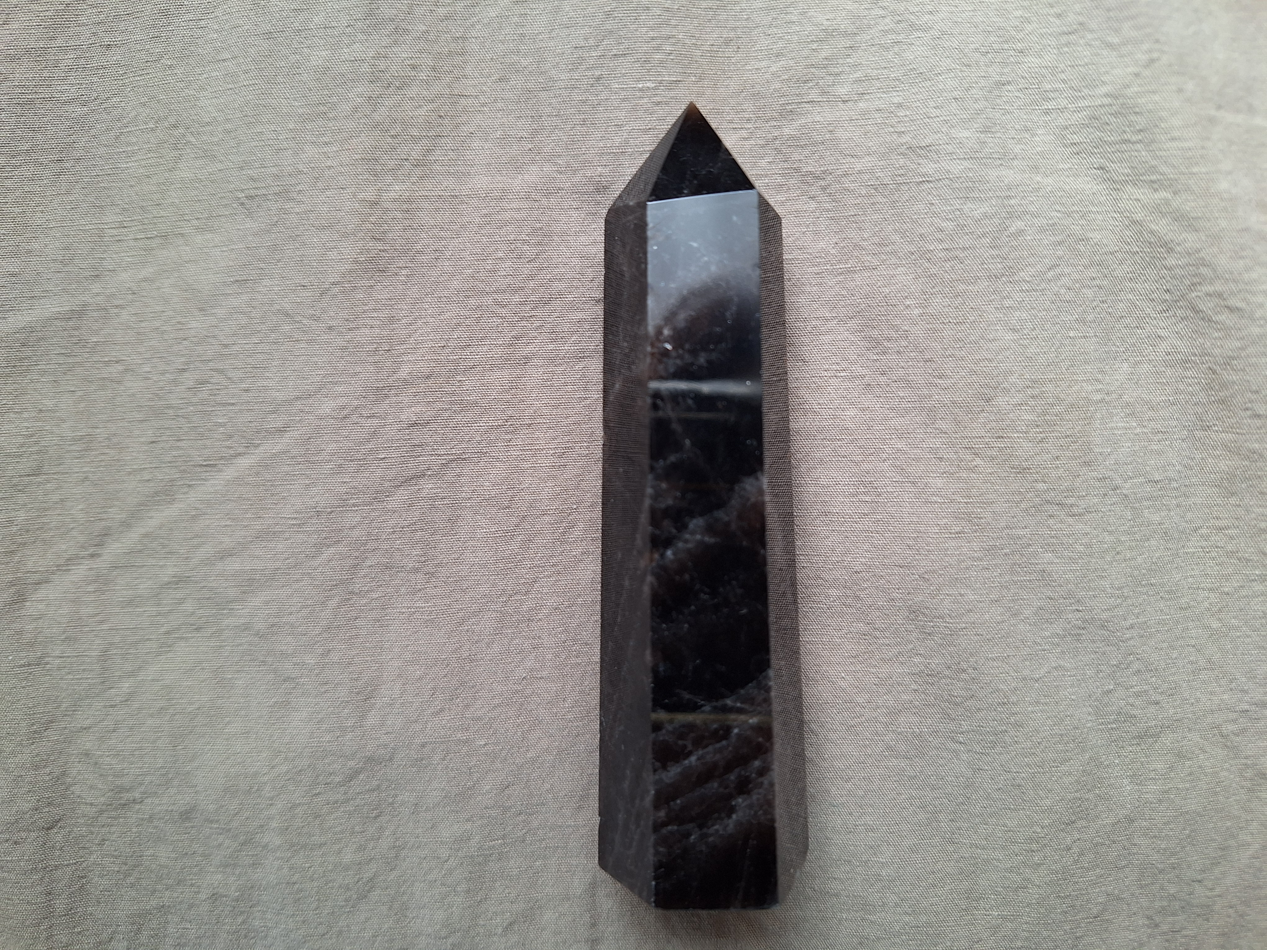 モリオン  （黒水晶） 六角柱  ポイント ④