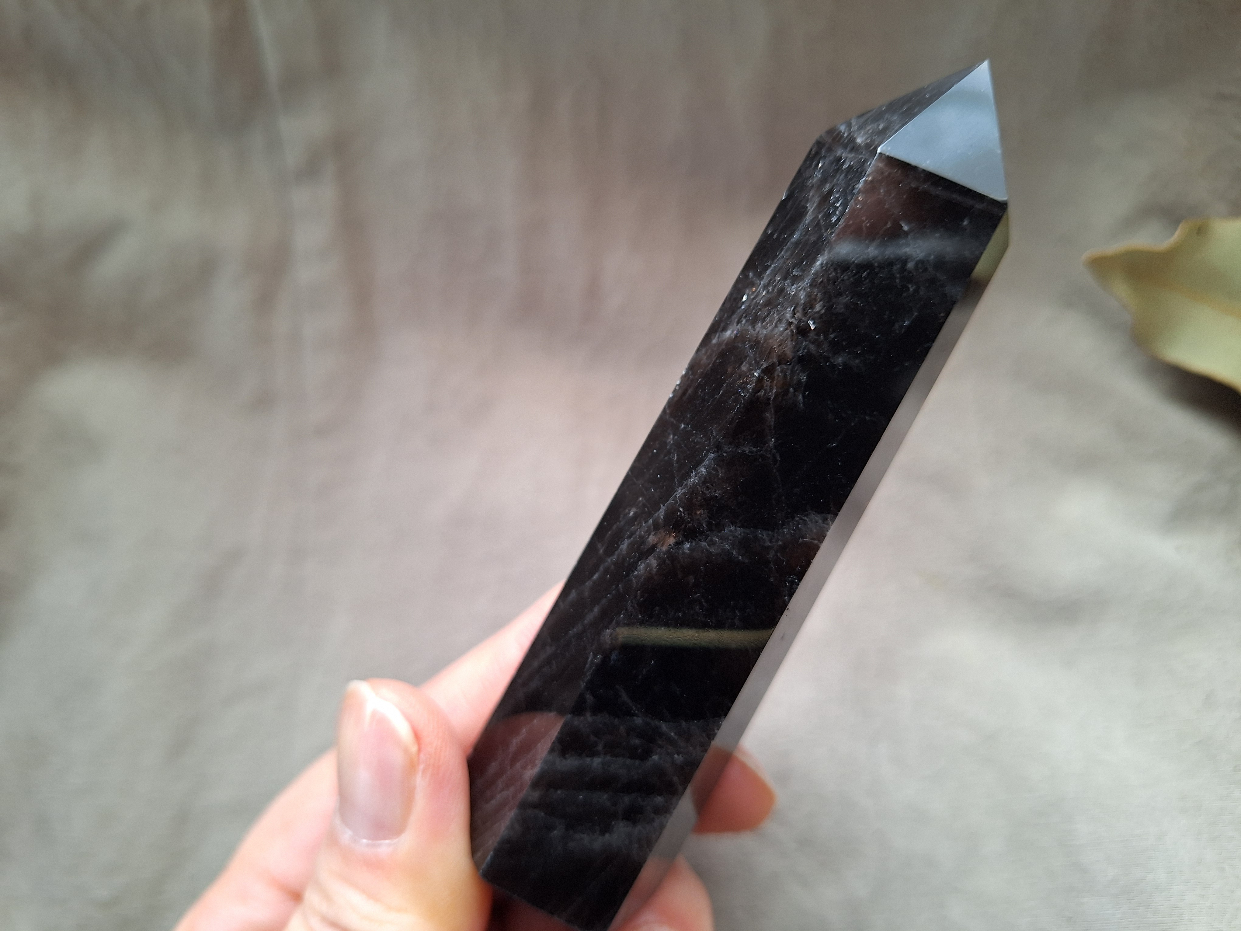 モリオン  （黒水晶） 六角柱  ポイント ④