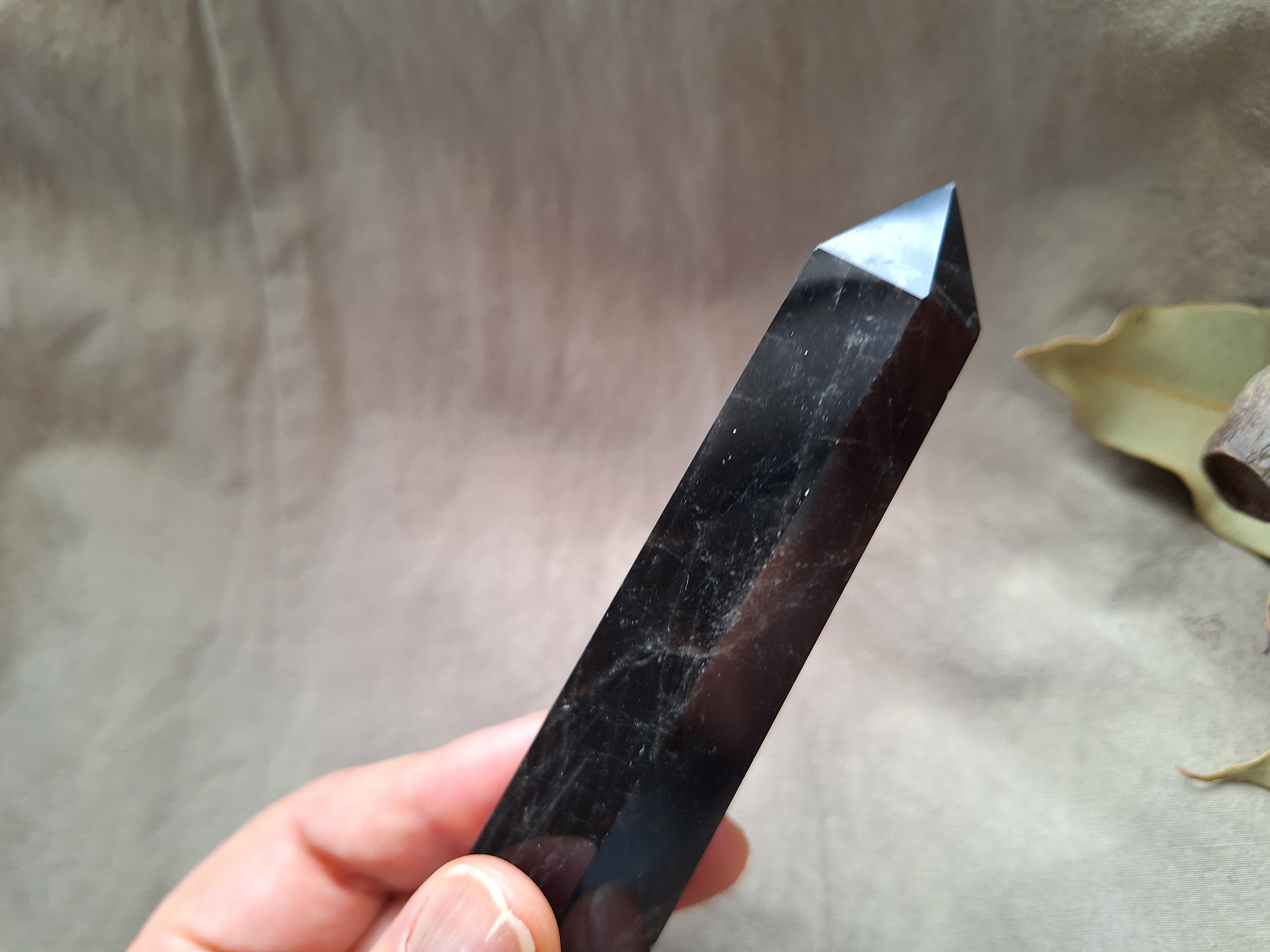 モリオン  （黒水晶） 六角柱  ポイント ④