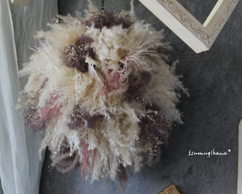 MOA]フライングボール（white×pink）№3 パンパスグラス フライング