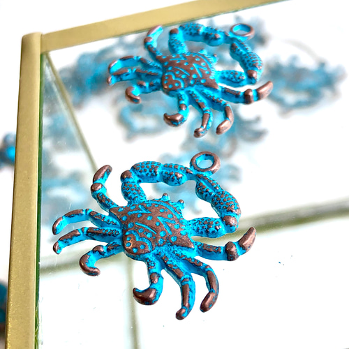 NEW 2個/蟹 海の生き物 アンティークゴールド 青銅チャーム CH257