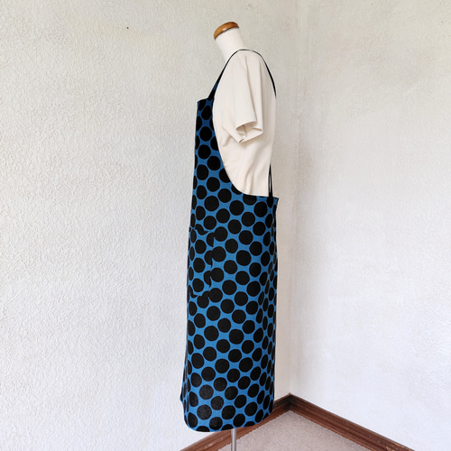 動き易い♪かぶるだけのエプロン(北欧風ドット柄/ネイビー)S～LLサイズ