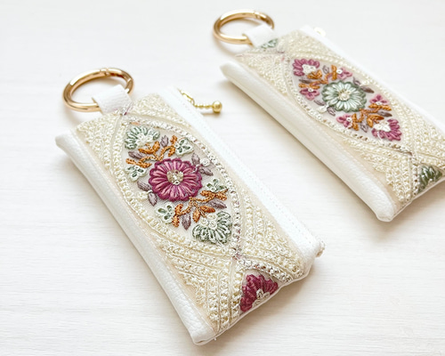 インド刺繍リボンのミニポーチ＊キーリング付き ポーチ TAMY'S FACTORY
