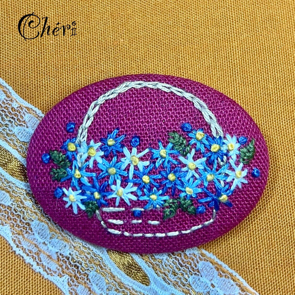 美品 COACHコーチ パッチワークデザイン ポーチ バッグ ブルー系 お花刺繍 受注製作】ブルーデージー刺繍バッチ ブローチ Chéri 通販 17849468