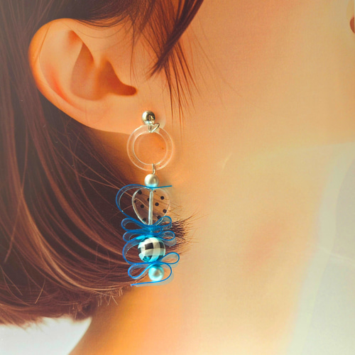 モードアクセサリー PVC 大ぶりピアス ワイヤーピアス クリア 透明