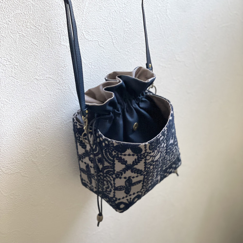 ⚮̈ミナペルホネンforest tile グレー ネリオバッグあおり巾着