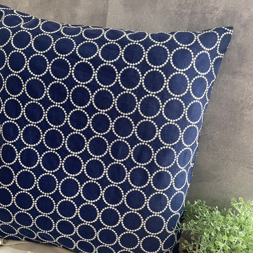座布団カバー(55㎝×59㎝) ナチュラルベーシックな刺繍生地