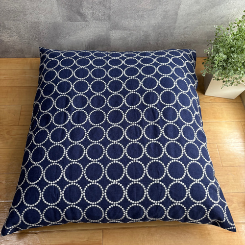 座布団カバー(55㎝×59㎝) ナチュラルベーシックな刺繍タンバリン