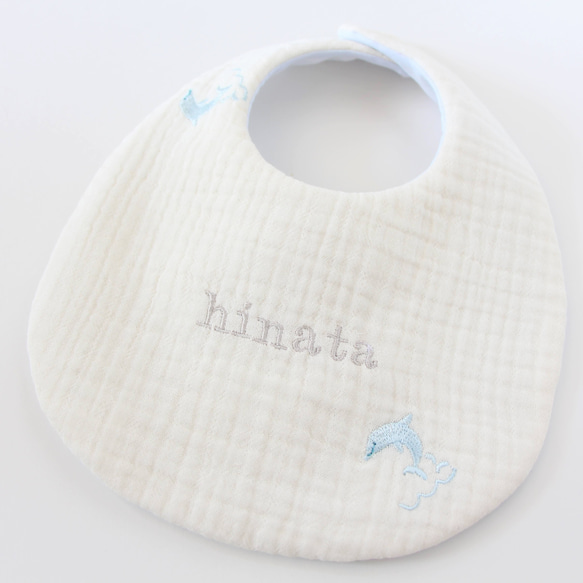 きらら　厚手スタイ　ガーゼのふわふわスタイ　よだれかけ ハンドメイド 名入れ＞ ふわふわスタイ (イルカ） スタイ・よだれかけ