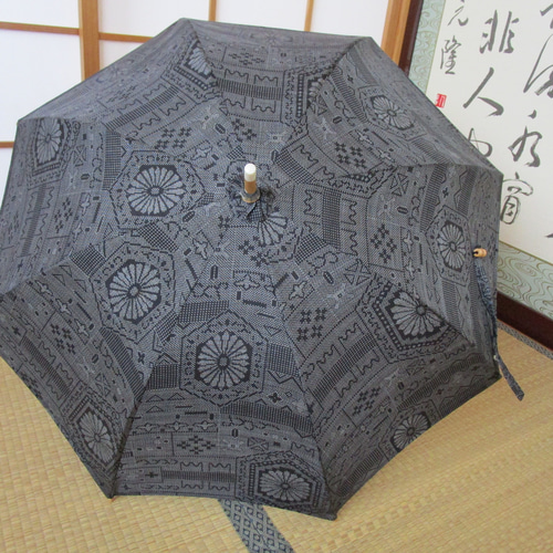 大島紬から作ったリメイク日傘 リメイク】大島紬着物から 日傘 へ リメイク - 創業1946年 静京