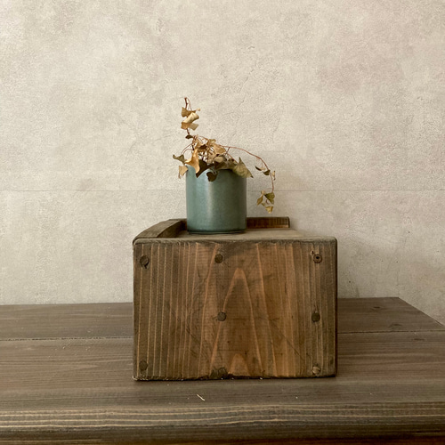 アクセサリー収納としても使える アンティーク風 小物入れ 木製2段