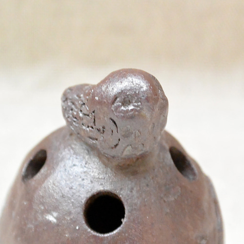 茶色フクロウの香炉 お香立て こげ茶 ふくろう 鳥 野生 手作り陶芸