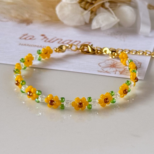 n e n e。♡ ビーズブレスレット ビーズブレスレット モノクロ黒花 - ハンドメイド雑貨 No.465 | minne