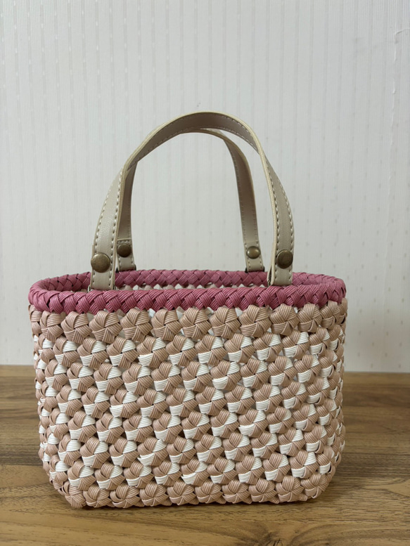 お花　フラワー　籠バック　かごバッグ　アートフラワー　ハンドメイド　一点物 お花の入ったカゴバック | decora