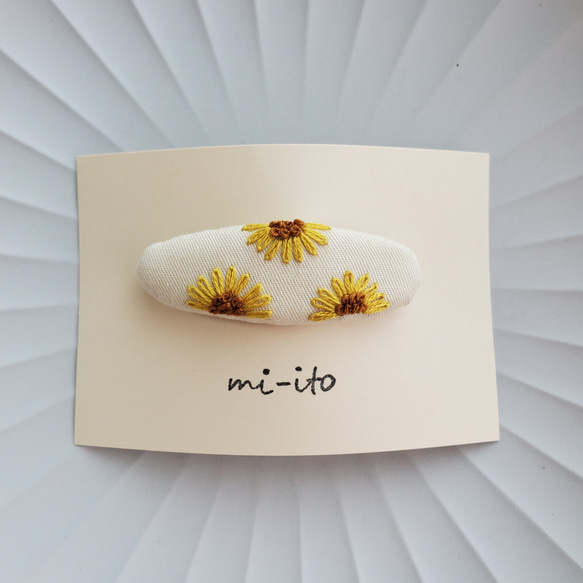 刺繍パッチンピン no.72 《送料無料》 ヘアピン mi-ito 通販 17851491