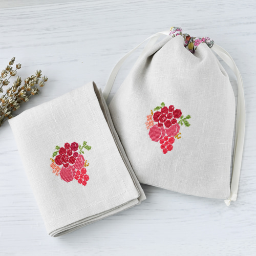 かわいい果実の刺繍 リネンの長方形ハンカチ ほっこりクロスステッチ