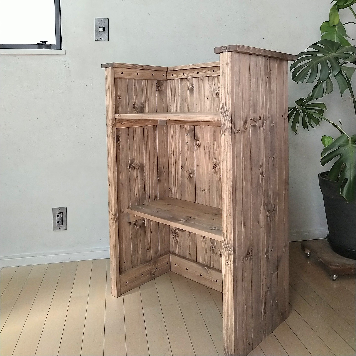 古民家風無垢材のレジカウンター レジ台 受付けカウンター 接客カウンター 古民家風無垢材のレジカウンター レジ台 受付けカウンター 接客カウンター