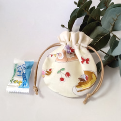 ミイ ♡♡ポーチ 巾着袋 オーダー品♡♡ ミイ様専用 ポーチ 巾着袋 オーダー品