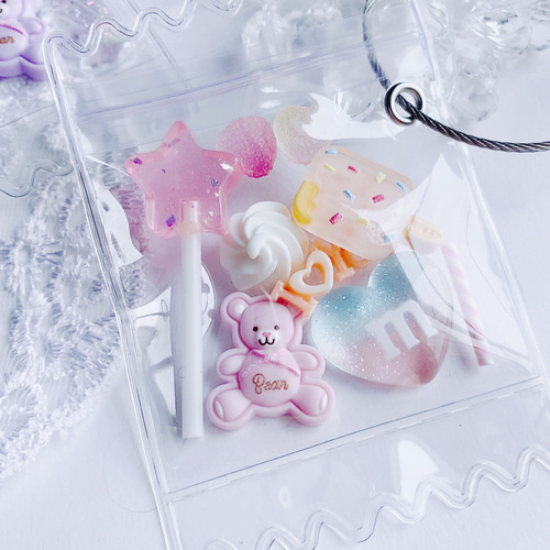 パープル系 キャンディーバッグのバッグチャーム フェイクスイーツ