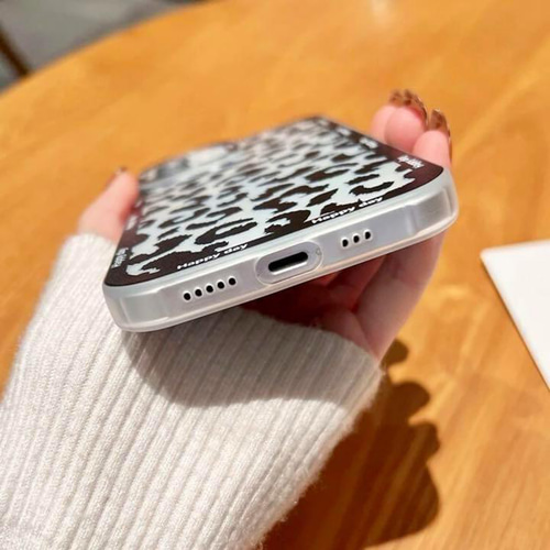 ケース92《iPhone13》アニマル柄 黒 ヒョウ柄 レオパード柄